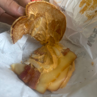 Plat servi chez McDonald's Scionzier, photographié par Quentin M