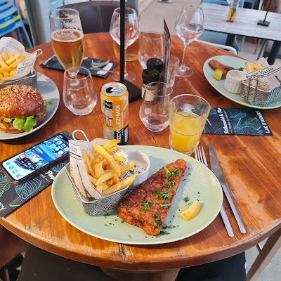 Restaurant de la Plage à Menthon-Saint-Bernard : plat photographié par noé galland