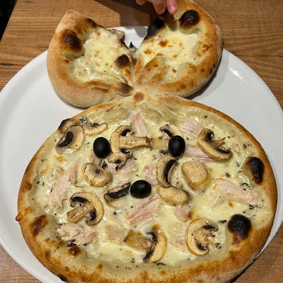 Momento Pizzas à Megève : plat photographié par Vithaya Boutsavath (Kiné à domicile)