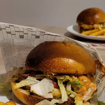 Food truck Le Mont’Burger à Sallanches : plat photographié par Paul Brocail