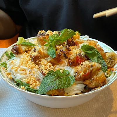 Plat servi chez Saveur Sans Frontière, photographié par Lynda Thiebaut